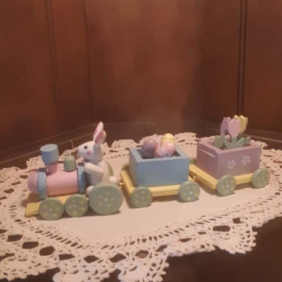 Easter decorations - Picture 1 of 3